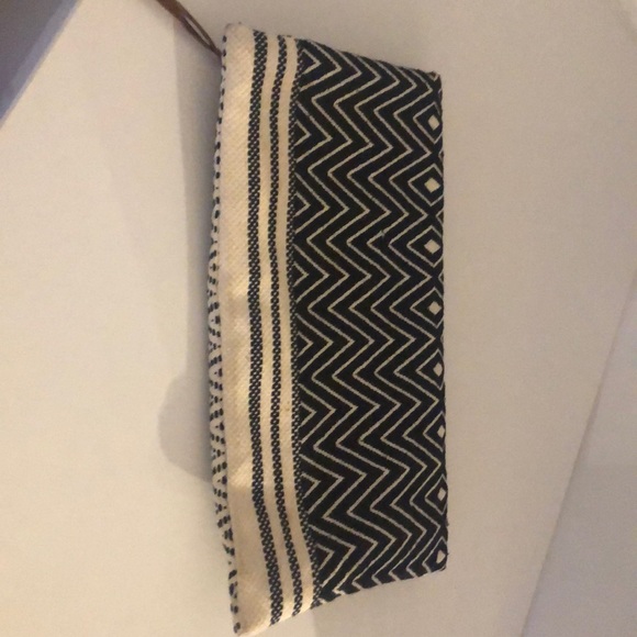 Tribe Alive clutch - Picture 2 of 3